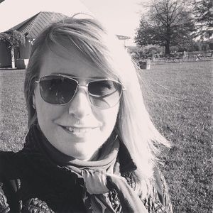 Meet your Posher, Angie